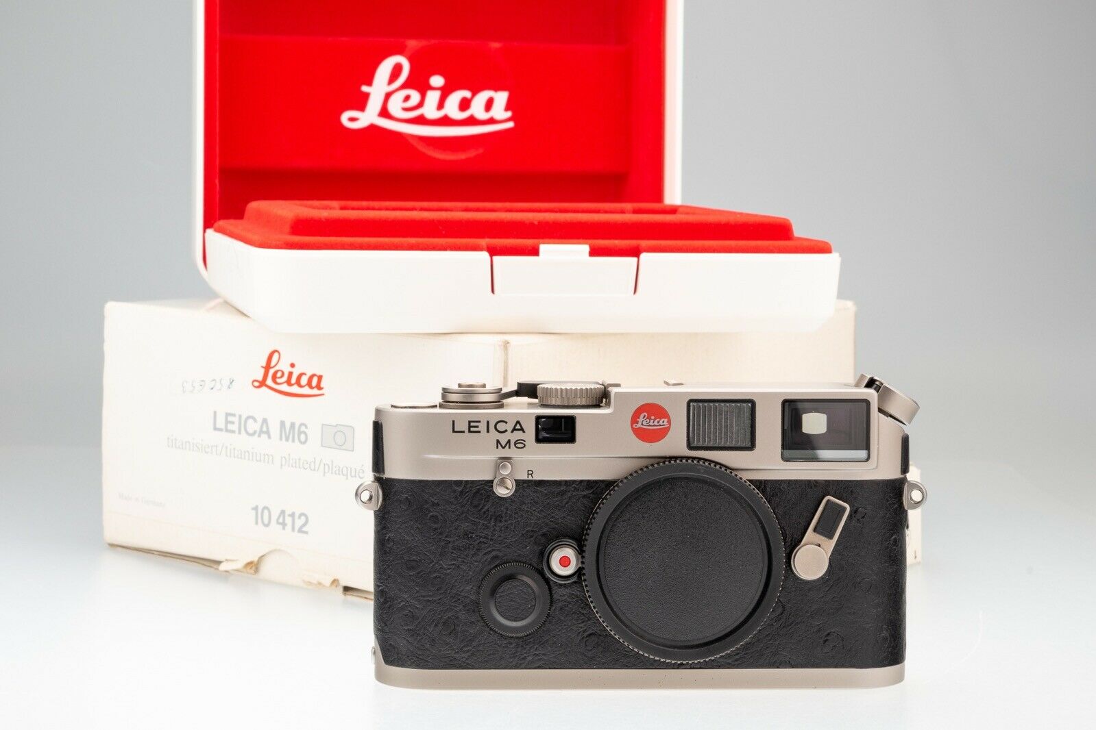 Leica M6 Titan - 10412 - in werkstattüberholtem Topzustand